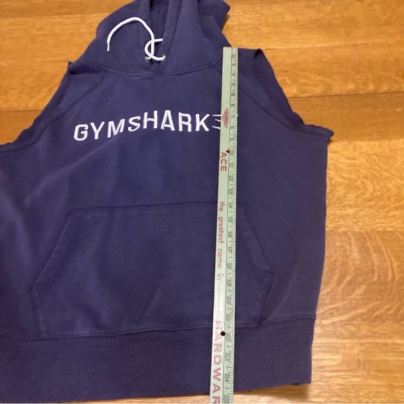 Free w/ bundle! Self-Cut Gymshark Hoodie - Picture 9 of 9